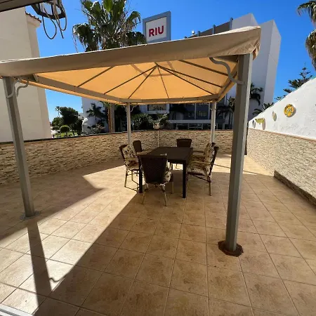 Casa Bajamar Playa * ネルハ